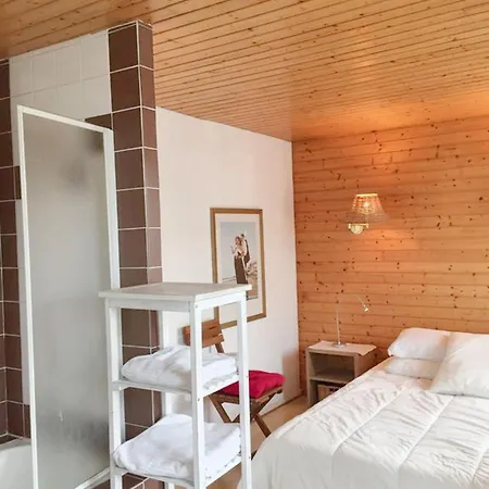 Appartement D'une Avec Vue Sur La Et Wifi A Granville